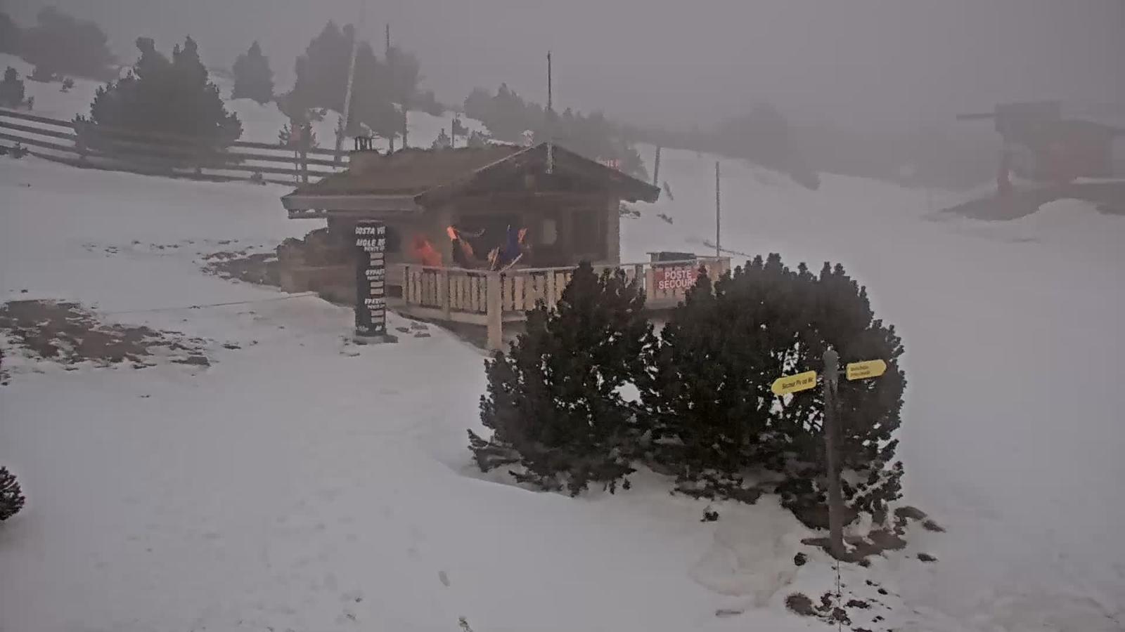 Webcam Les Angles: Roc d aude