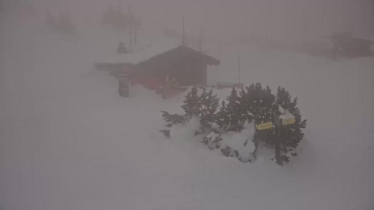 Webcam Les Angles: Roc d aude