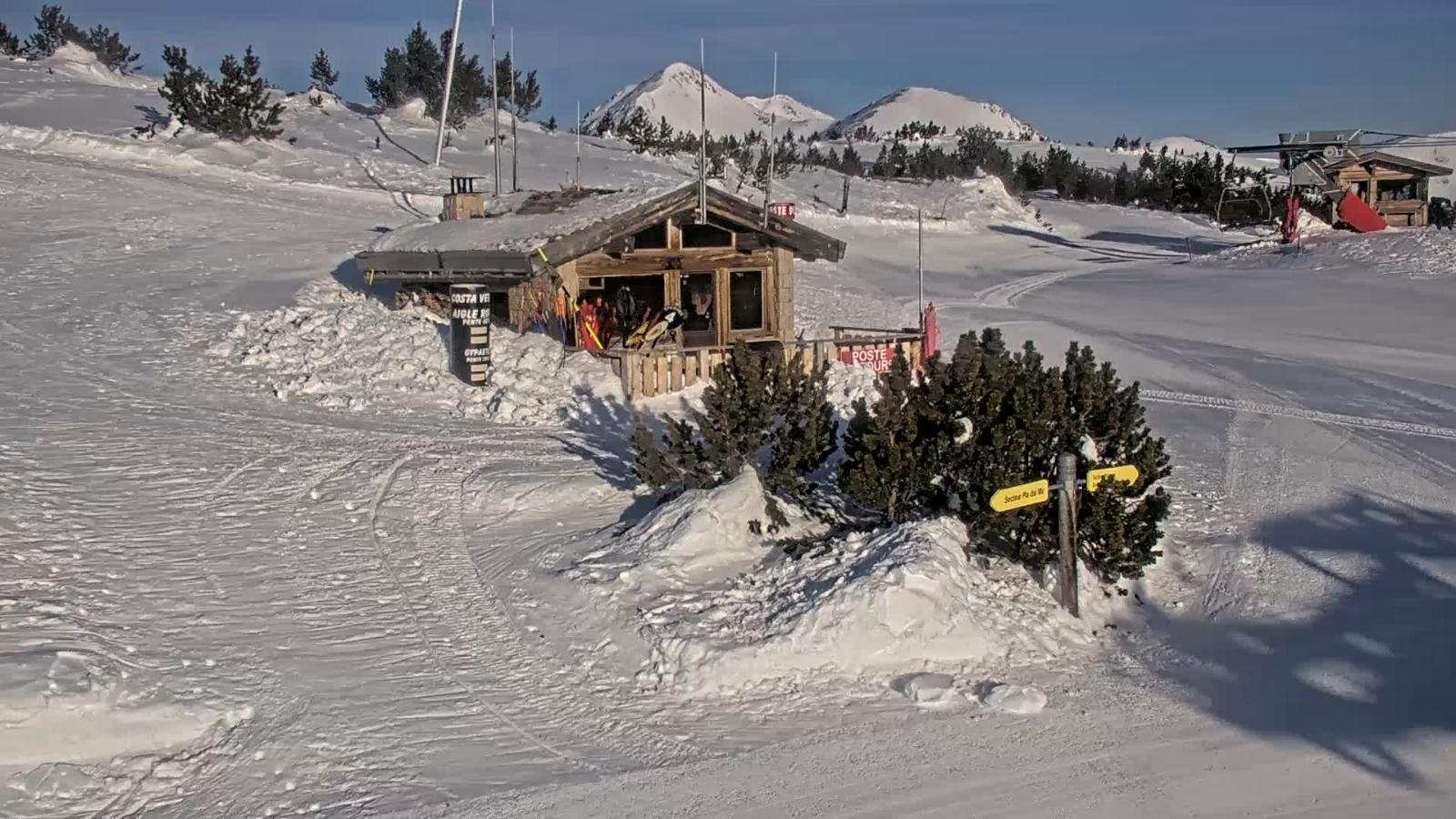 Webcam Les Angles: Roc d aude