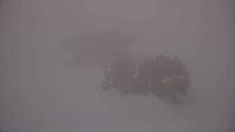 Webcam Les Angles: Roc d aude