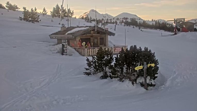 Webcam Les Angles: Roc d aude