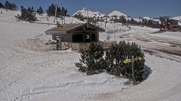 Webcam Les Angles: Roc d aude