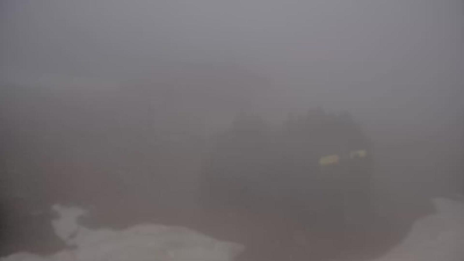 Webcam Les Angles: Roc d aude
