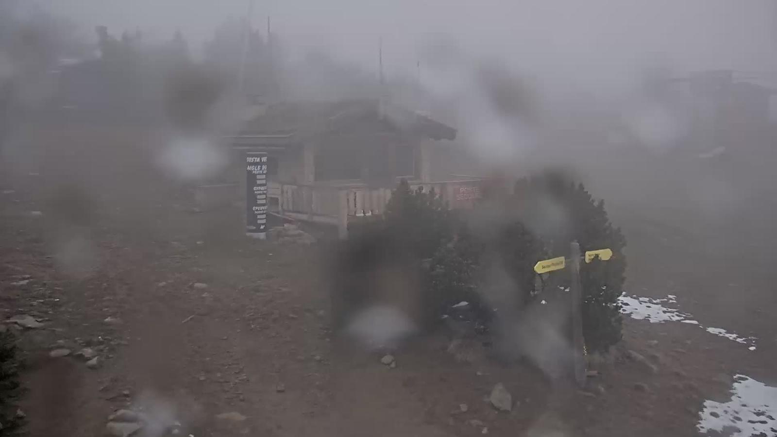 Webcam Les Angles: Roc d aude