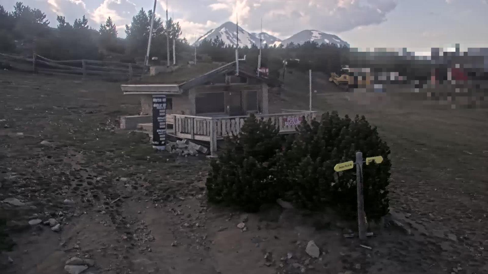 Webcam Les Angles: Roc d aude