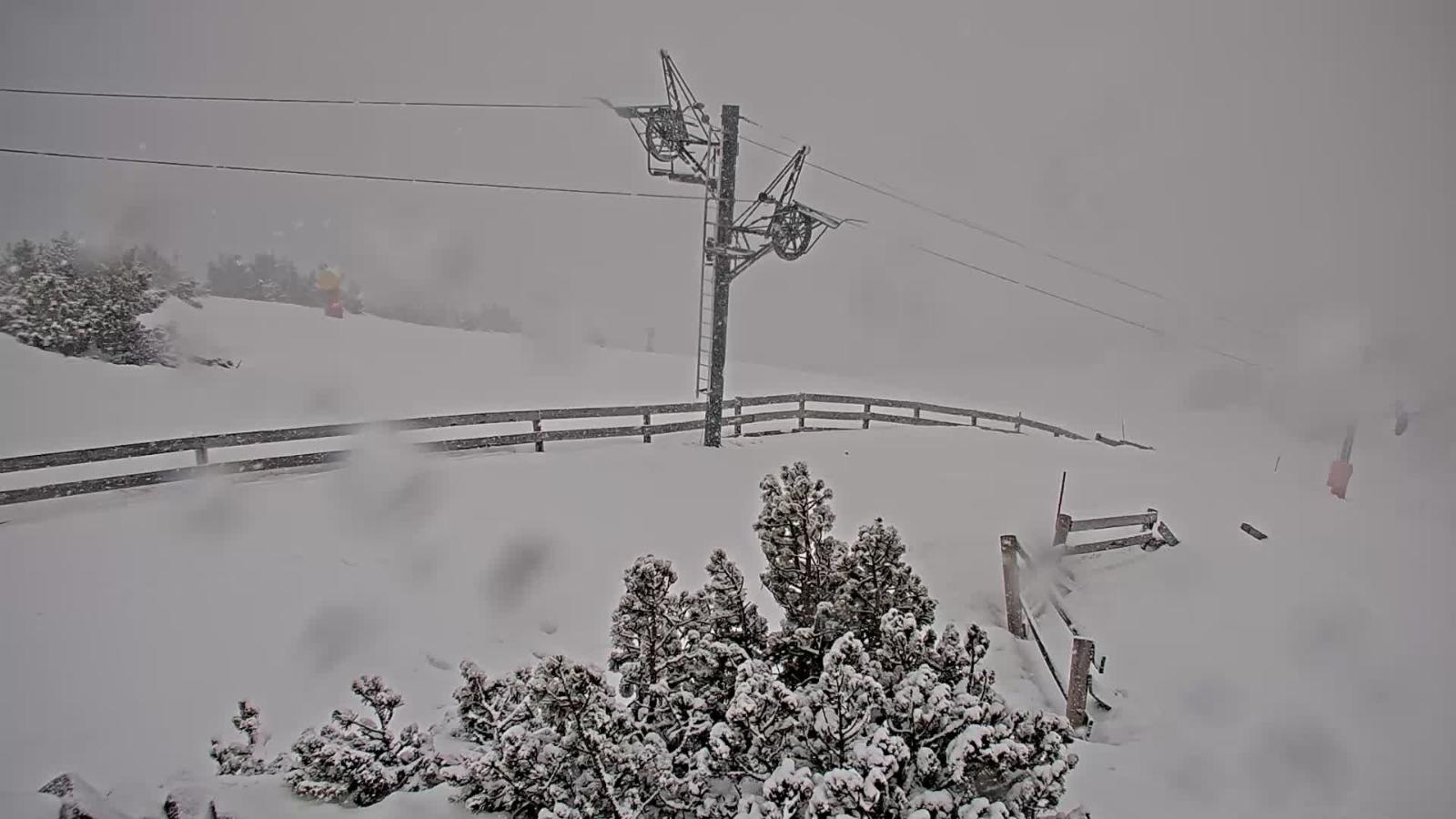 Webcam Les Angles: San Pere