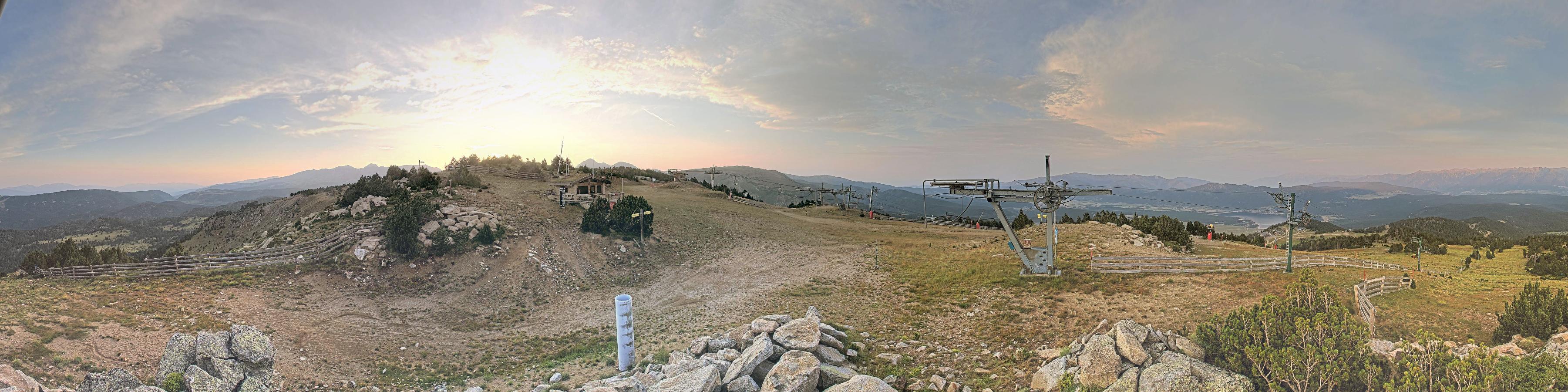 Webcam Les Angles: Vue Panoramique
