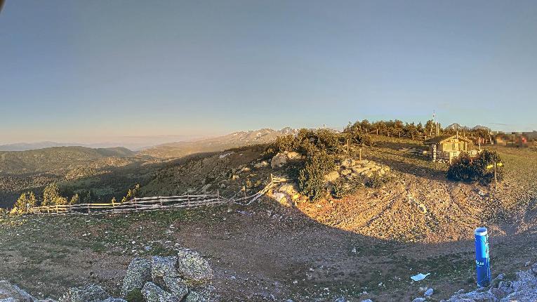 Webcam Les Angles: Vue Panoramique