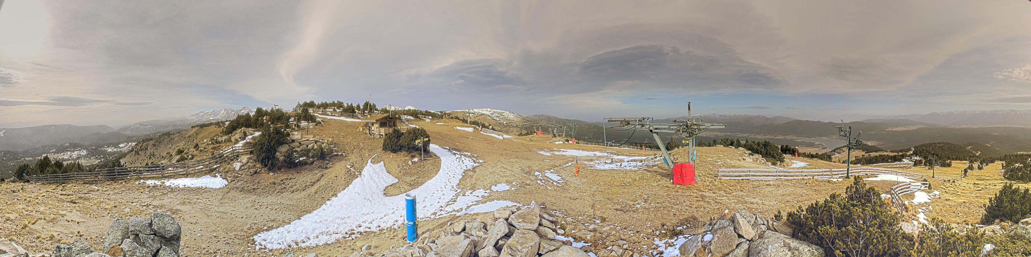 Webcam Les Angles: Vue Panoramique