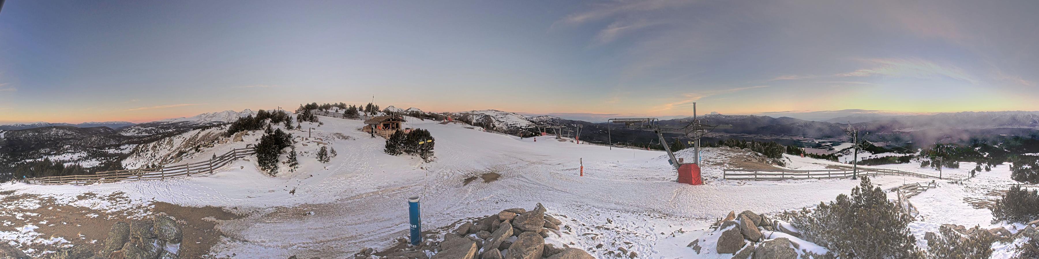 Webcam Les Angles: Vue Panoramique