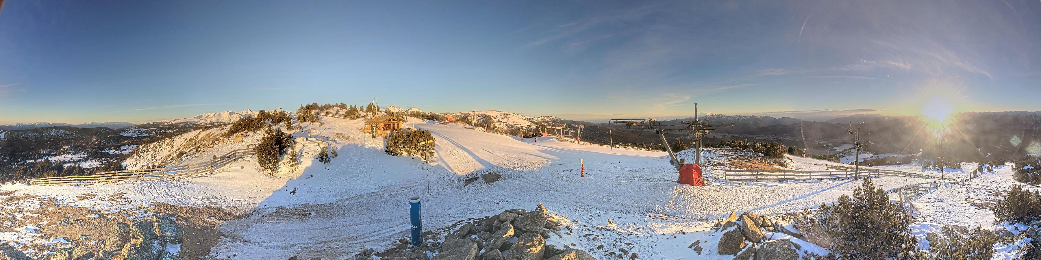 Webcam Les Angles: Vue Panoramique