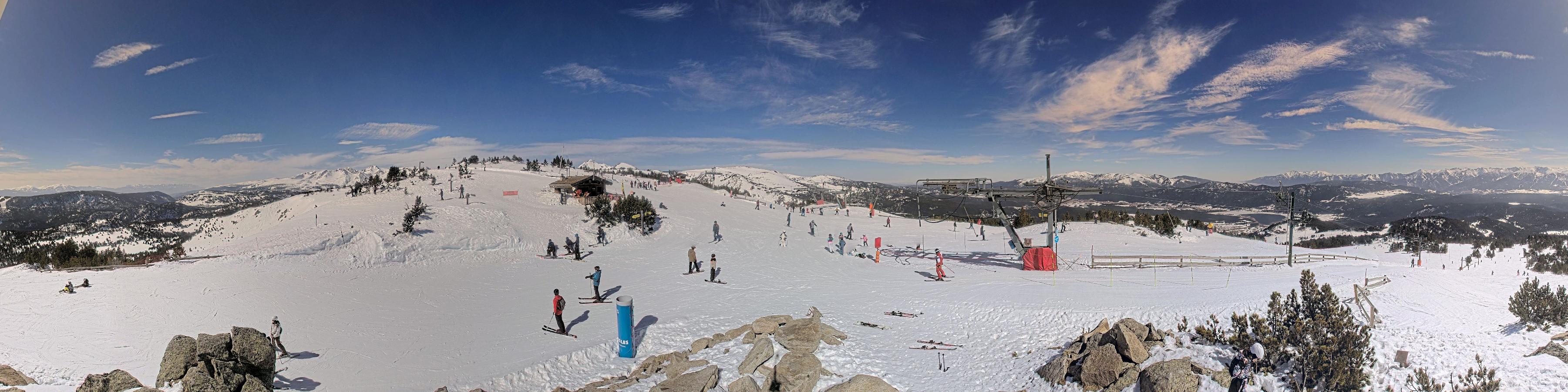 Webcam Les Angles: Vue Panoramique