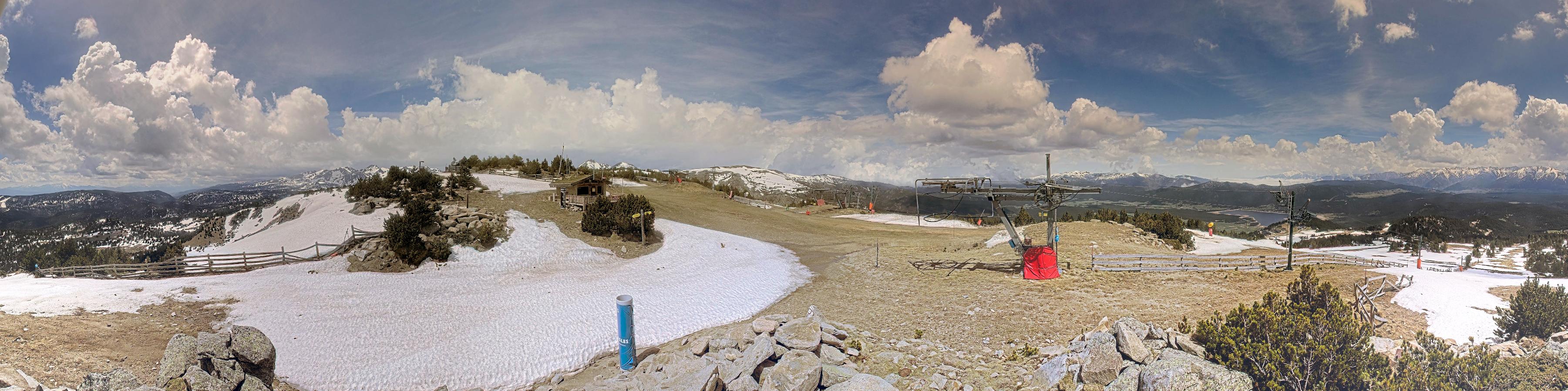 Webcam Les Angles: Vue Panoramique