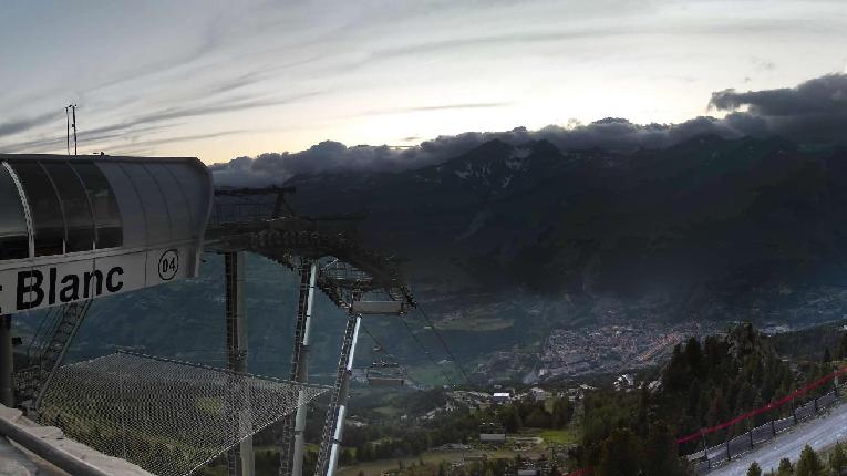 Webcam Les Arcs: MontBlanc 1600m