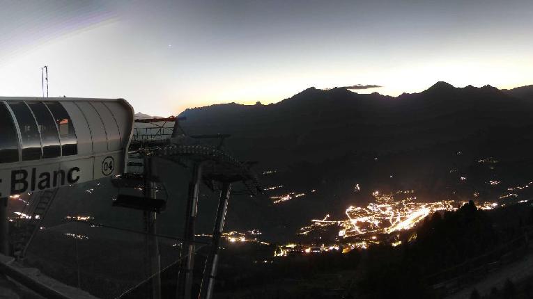 Webcam Les Arcs: MontBlanc 1600m