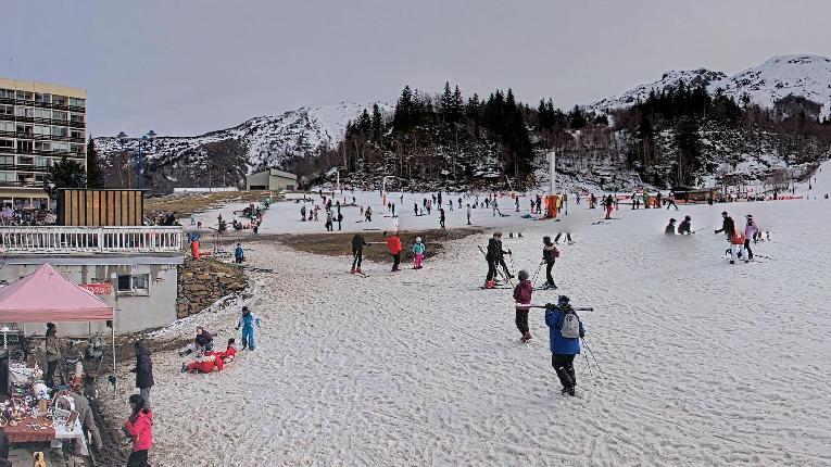 Webcam Les Monts d Olmes: Arrivée Piste