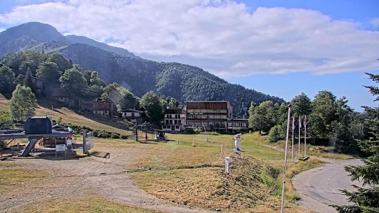 Webcam Les Monts d Olmes: Arrivée Piste