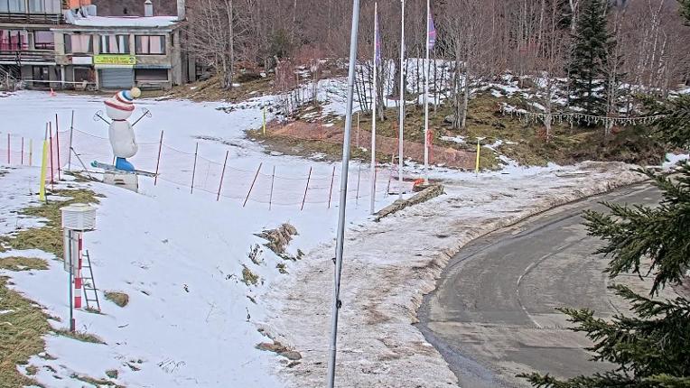 Webcam Les Monts d Olmes: Arrivée Piste
