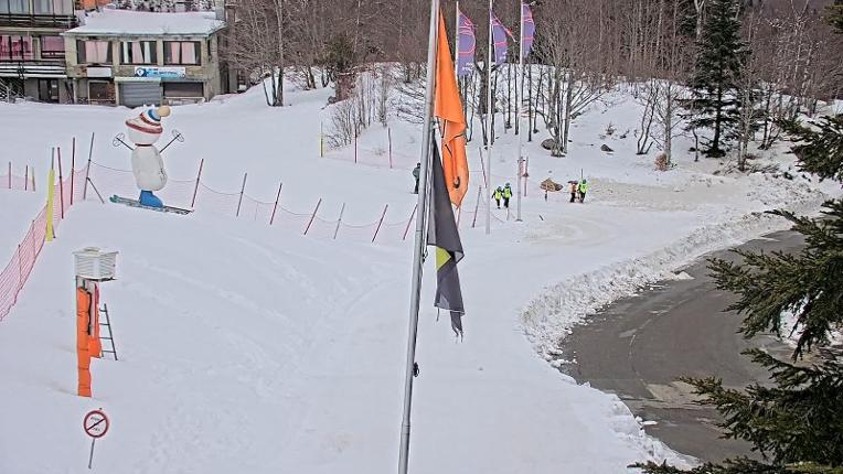 Webcam Les Monts d Olmes: Arrivée Piste