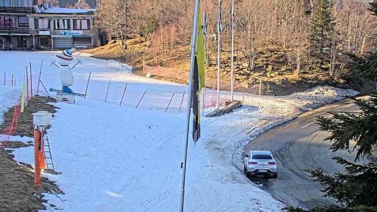 Webcam Les Monts d Olmes: Arrivée Piste