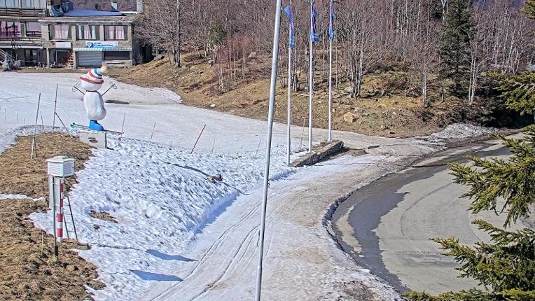 Webcam Les Monts d Olmes: Arrivée Piste