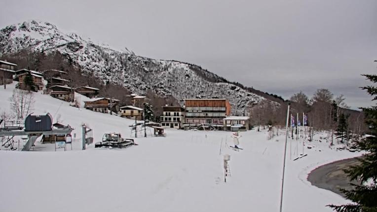 Webcam Les Monts d Olmes: Arrivée Piste