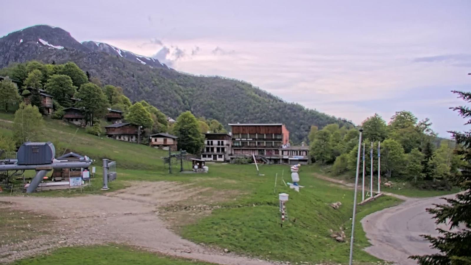 Webcam Les Monts d Olmes: Arrivée Piste