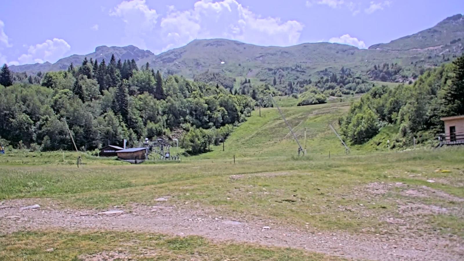 Webcam Les Monts d Olmes: Arrivée Piste
