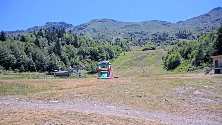 Webcam Les Monts d Olmes: Arrivée Piste