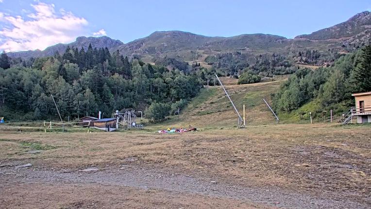 Webcam Les Monts d Olmes: Arrivée Piste