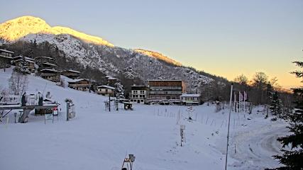 Les Monts d Olmes: Pradeilles (montsdolmes.com)