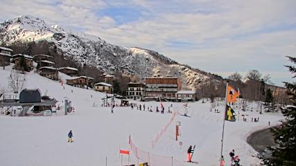 Les Monts d Olmes: Pradeilles (montsdolmes.com)