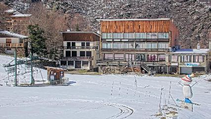 Les Monts d Olmes: Pradeilles (montsdolmes.com)