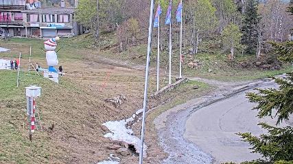 Les Monts d Olmes: Pradeilles (montsdolmes.com)