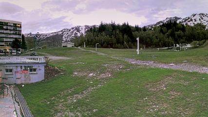 Les Monts d Olmes: Pradeilles (montsdolmes.com)