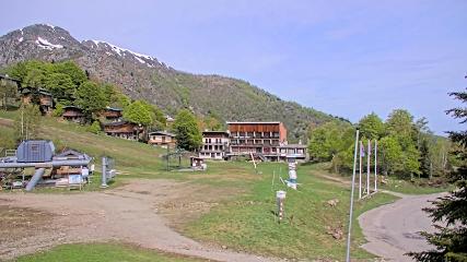 Les Monts d Olmes: Pradeilles (montsdolmes.com)