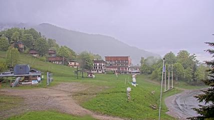 Les Monts d Olmes: Pradeilles (montsdolmes.com)