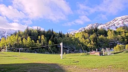 Les Monts d Olmes: Pradeilles (montsdolmes.com)