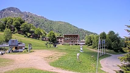 Les Monts d Olmes: Pradeilles (montsdolmes.com)