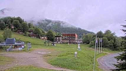 Les Monts d Olmes: Pradeilles (montsdolmes.com)