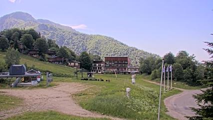 Les Monts d Olmes: Pradeilles (montsdolmes.com)