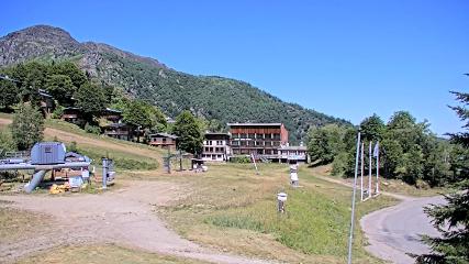 Les Monts d Olmes: Pradeilles (montsdolmes.com)