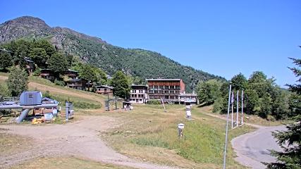 Les Monts d Olmes: Pradeilles (montsdolmes.com)