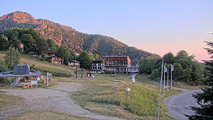 Les Monts d Olmes: Pradeilles (montsdolmes.com)