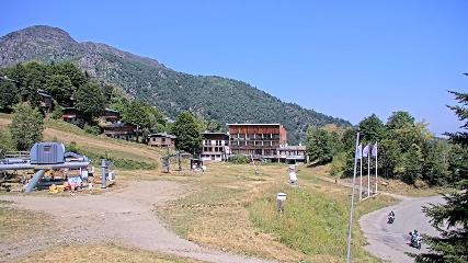 Les Monts d Olmes: Pradeilles (montsdolmes.com)