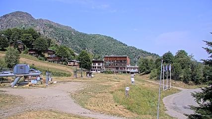 Les Monts d Olmes: Pradeilles (montsdolmes.com)