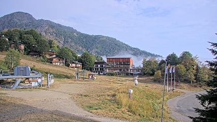 Les Monts d Olmes: Pradeilles (montsdolmes.com)