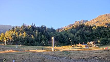 Les Monts d Olmes: Pradeilles (montsdolmes.com)