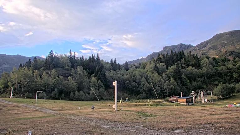 Webcam Les Monts d Olmes: Pradeilles