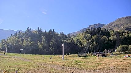 Les Monts d Olmes: Pradeilles (montsdolmes.com)